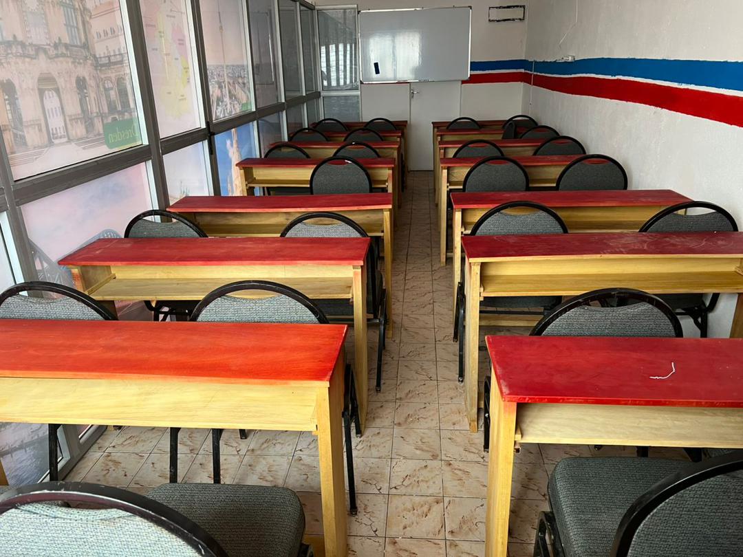 Salle de cours équipée chez TARA Institut